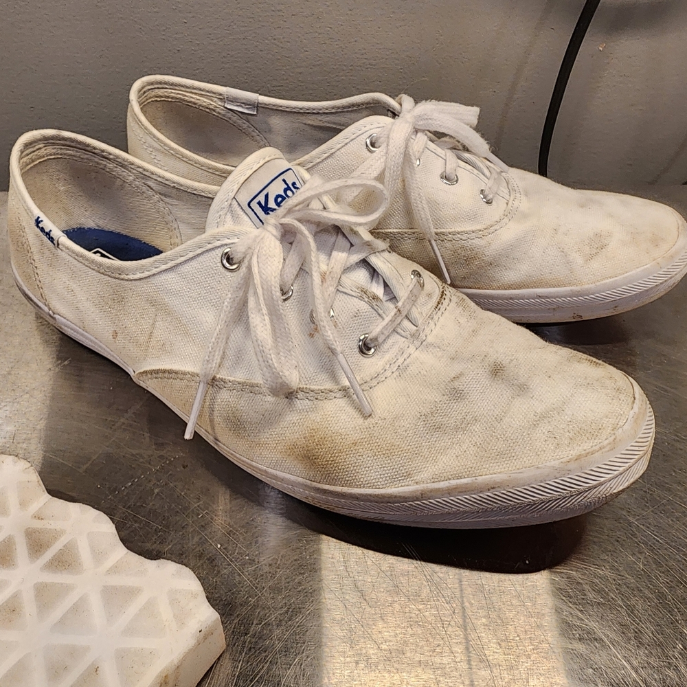 Keds 10, Well Worn